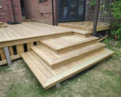 Mals picture frame decking steps take shape