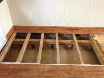 under floor lounge prior to insulation